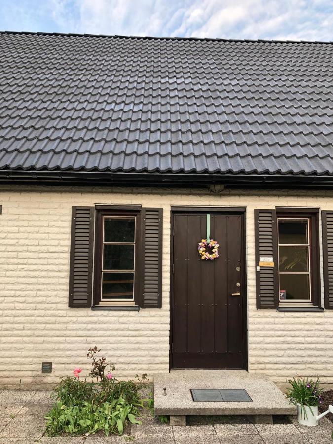 Anitas B&B Stockholm/Vaellingby Exterior photo